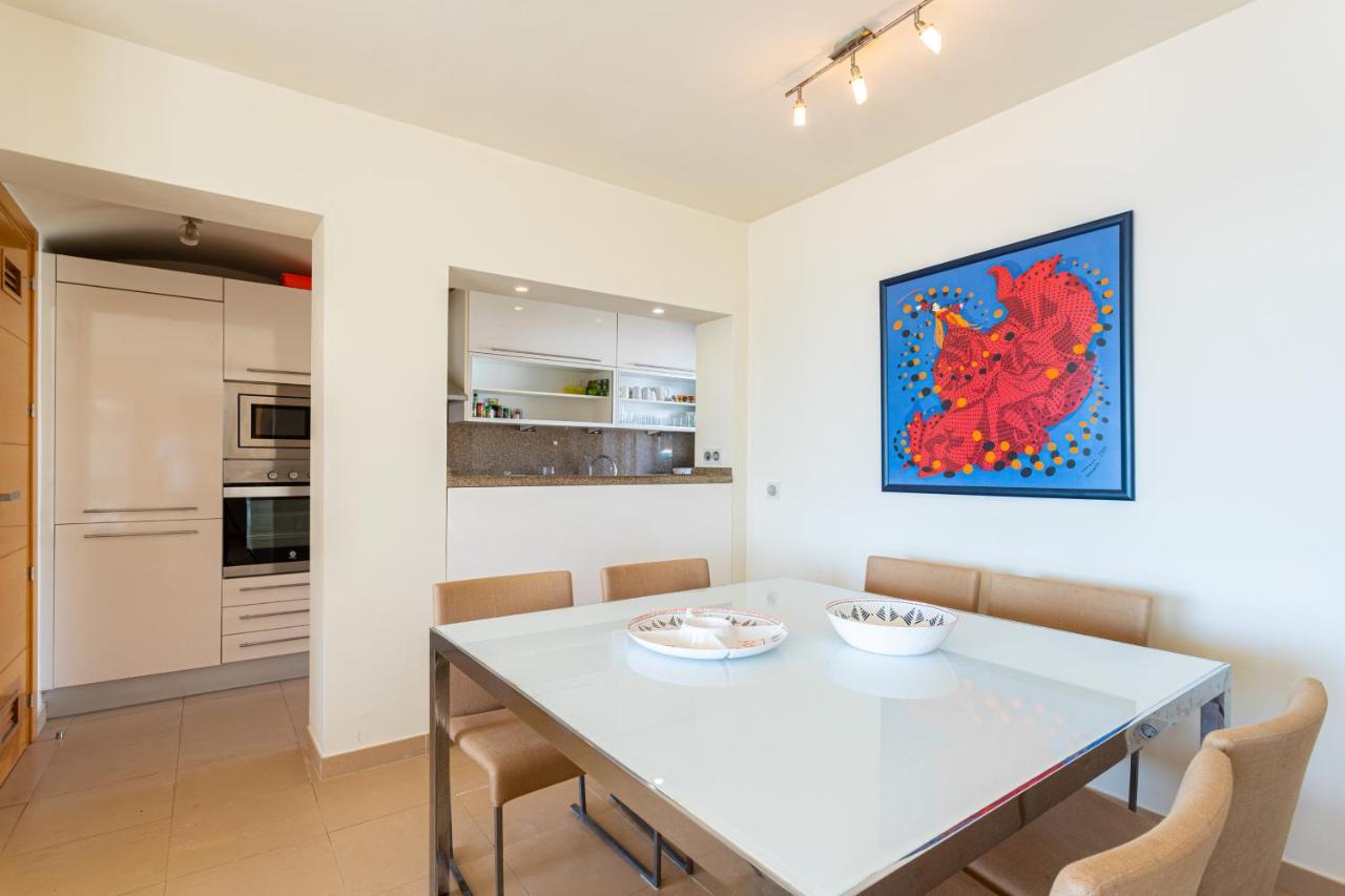 Charming Villa On The Seafront Marbella Esterno foto