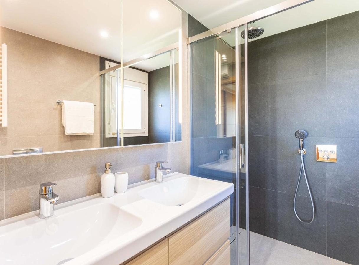 Charming Villa On The Seafront Marbella Esterno foto